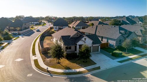 132 Missouri Primrose Ln, San Marcos, TX, 78666-4289 | Card Image