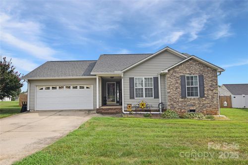 115 Cloister Dr, Mocksville, NC, 27028-2656 | Card Image