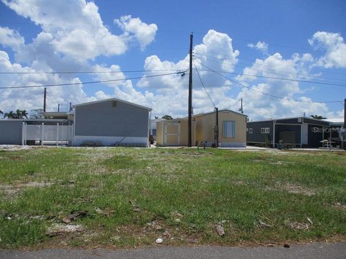 12-5-10315 Cortez Rd W, BRADENTON, FL, 34210-1621 | Card Image
