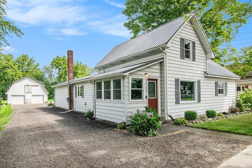 506 E Waterford St, Wakarusa, IN, 46573-9551 | Card Image