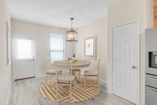 546 Pepperbark Loop, House other with 3 bedrooms, 2 bathrooms and null parking in Buda TX | Image 12