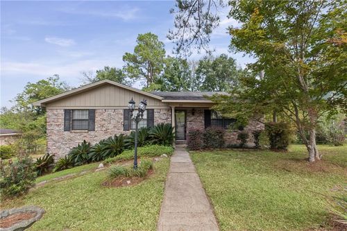 36 Ridgeview Dr, Chickasaw, AL, 36611-1317 | Card Image