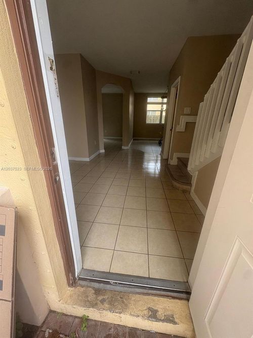 109-6-1690 Ne 33rd Ave, Homestead, FL, 33033-6174 | Card Image