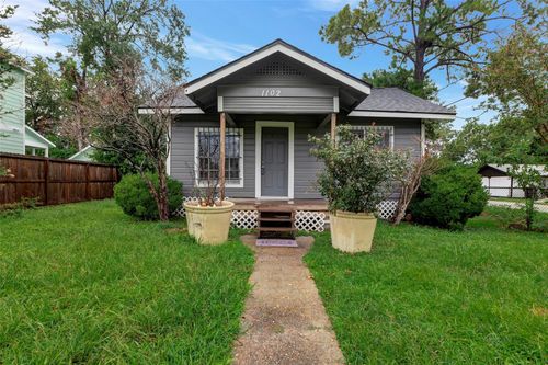 1102 Northwood St, Houston, TX, 77009-3018 | Card Image