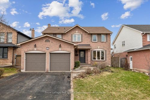 3231 Pinemeadow Dr, Burlington, ON, L7M3M5 | Card Image