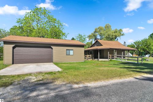 507 River St, Luther, MI, 49656-5128 | Card Image