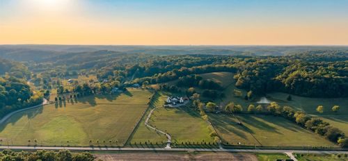 5495 Leipers Creek Rd, Franklin, TN, 37064-9284 | Card Image