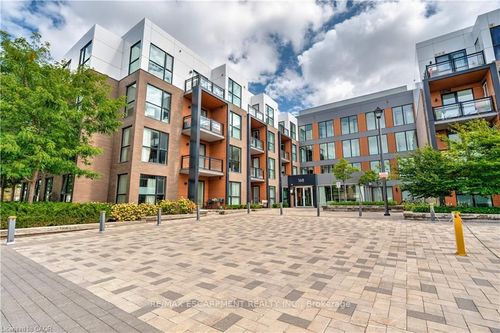 119-168 Sabina Dr, Oakville, ON, L6H0W5 | Card Image