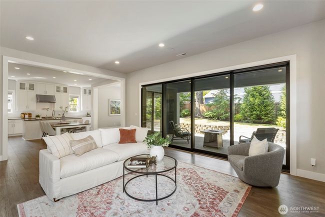 8784 Ne Winslow Grove Ct, House other with 4 bedrooms, 4 bathrooms and 2 parking in Bainbridge Island WA | Image 8