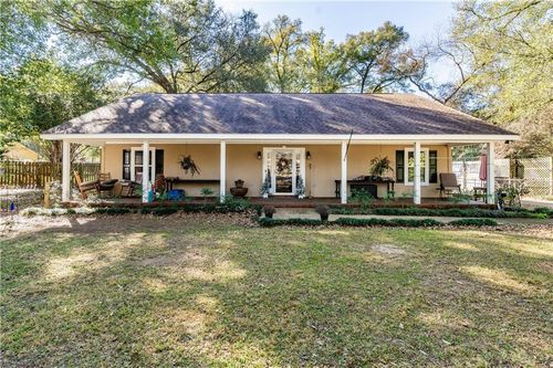 204 Bayou Ave E, Satsuma, AL, 36572-2357 | Card Image