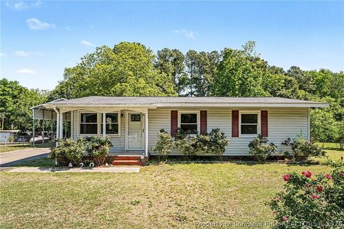 420 Wallace Mclean Rd, Raeford, NC, 28376-7206 | Card Image