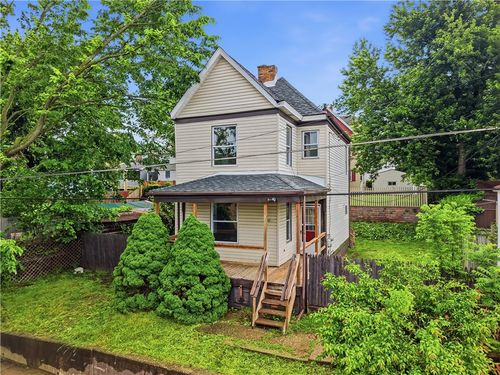 1457 7th Ave, New Brighton, PA, 15066-2221 | Card Image