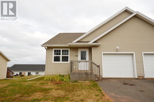 151 Heron Dr, Stratford, PE, C1B0L5 | Card Image