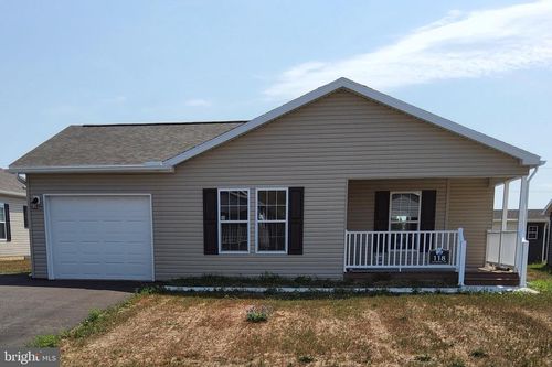 118 Glenridge Dr, CARLISLE, PA, 17015-8148 | Card Image