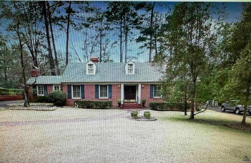 1346 Waverland Dr, Macon, GA, 31211-1324 | Card Image