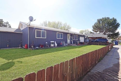 412 Linden St, Rupert, ID, 83350-1742 | Card Image