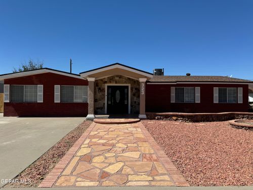 323 Rio Tinto Dr, El Paso, TX, 79912-3007 | Card Image