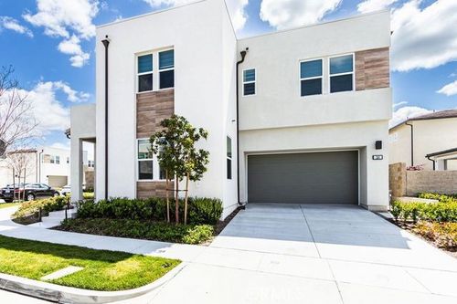 260 Holliston, Lake Forest, CA, 92630-8473 | Card Image