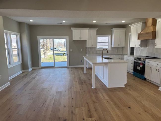 305 N Prairie St, House other with 4 bedrooms, 3 bathrooms and null parking in Hamilton MO | Image 10