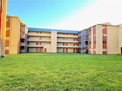apt-206-3610 Nw 21st St, Lauderdale Lakes, FL, 33311-9216 | Card Image