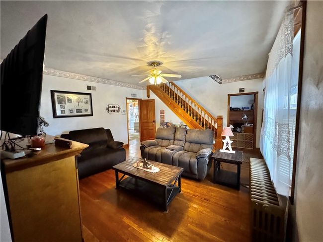 211 Stephens St, House other with 4 bedrooms, 4 bathrooms and 3 parking in Vanderbilt PA | Image 13
