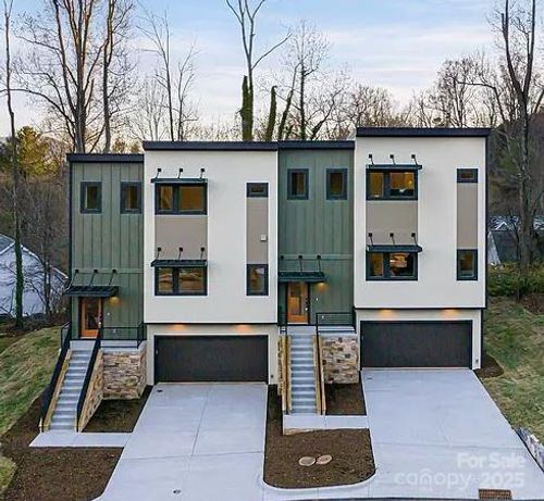 17 Macallan Ln, Asheville, NC, 28805-1233 | Card Image