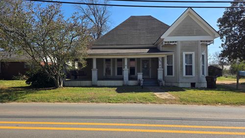 207 W Central St, Warren, AR, 71671-2807 | Card Image