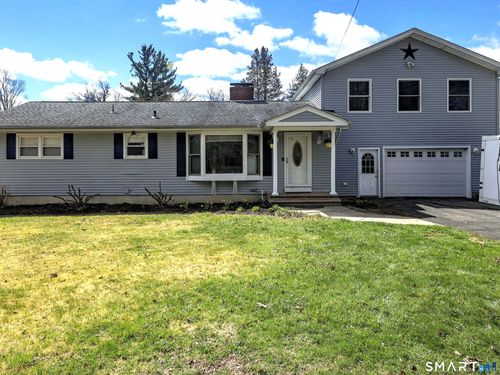 4 Fairview Rd, Woodbridge, CT, 06525-2616 | Card Image