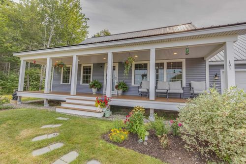 101 Loft Cir, Campton, NH, 03223-4111 | Card Image