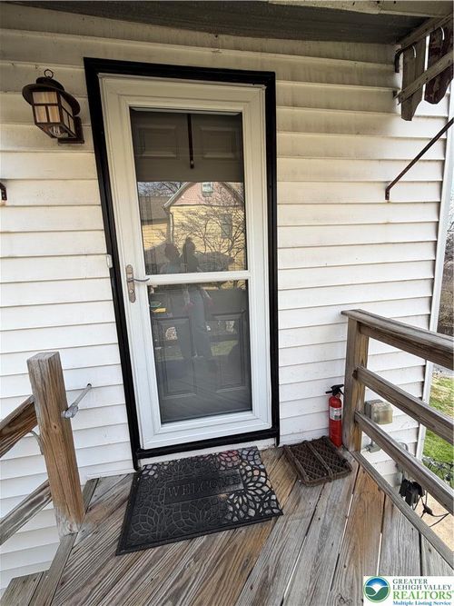 b-1006 Sullivan Trail, EASTON, PA, 18040 | Card Image