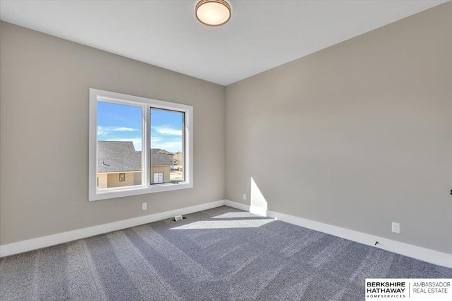 5510 N 212 Th Ave, House other with 5 bedrooms, 3 bathrooms and 4 parking in Elkhorn NE | Image 28