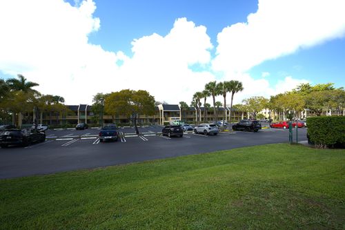 1509 Meadows Cir W, Boynton Beach, FL, 33436-9209 | Card Image