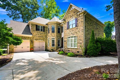 7768 Burning Ridge Dr, Stanley, NC, 28164-6853 | Card Image