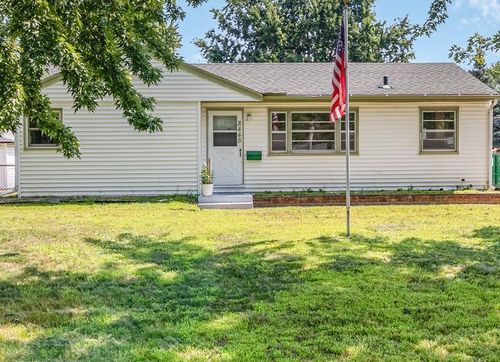 8445 10th Ave S, Bloomington, MN, 55420-2417 | Card Image