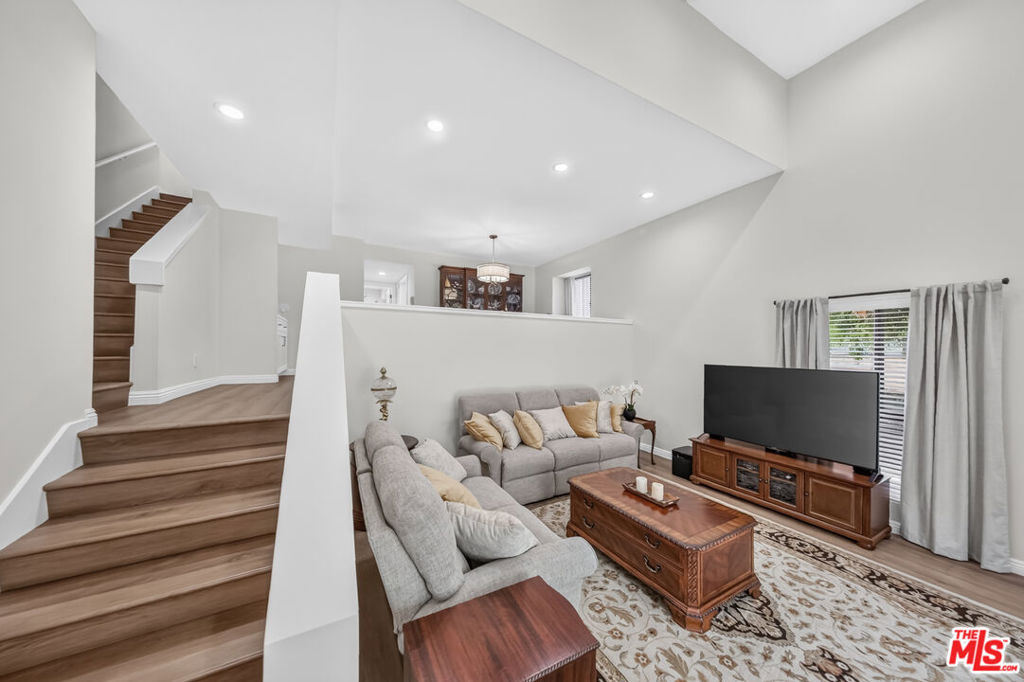 Residential in Los Angeles 4