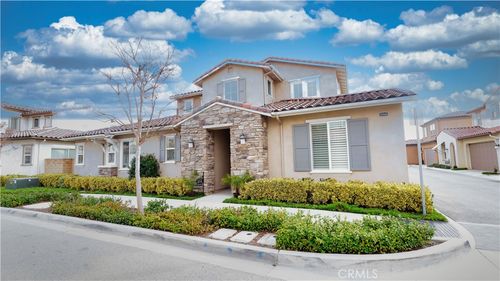 20544 Galloway Dr, Santa Clarita, CA, 91350-5786 | Card Image