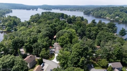 25 Belford Dr, Hewitt, NJ, 07421-1819 | Card Image