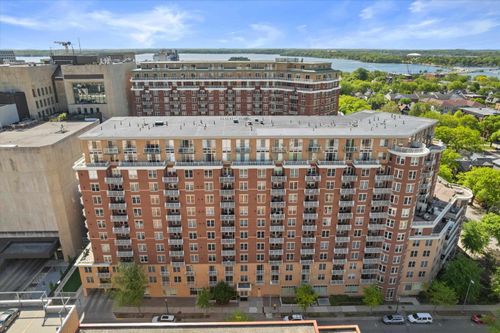 9040-333 W Mifflin Street, Madison, WI, 53703 | Card Image