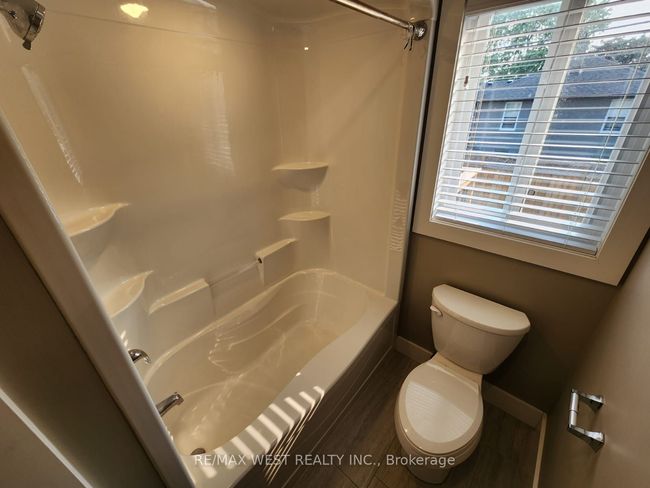 3035 Turner Rd, House other with 4 bedrooms, 2 bathrooms and 4 parking in Windsor ON | Image 19