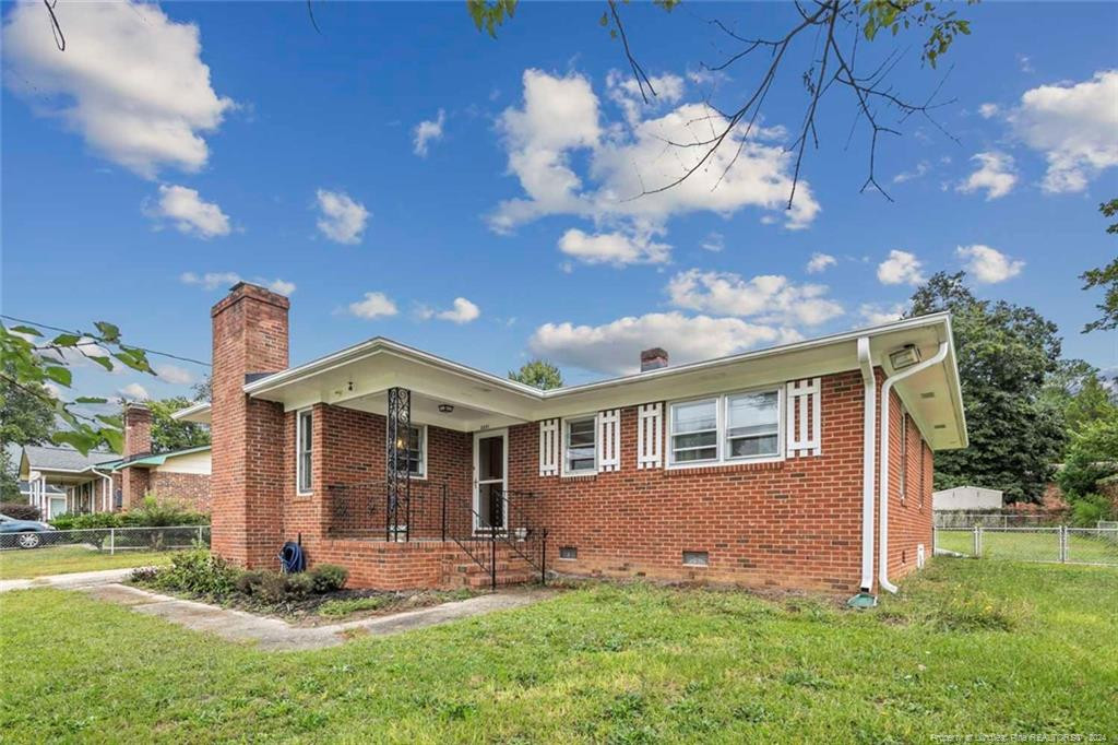 Buckhorn Rd, Fayetteville, NC 28304