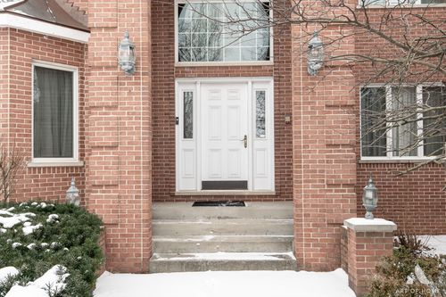 15141 Arbor Dr, Orland Park, IL, 60467-7353 | Card Image