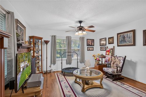 104 Laurel Ln, Seneca, SC, 29678-2705 | Card Image