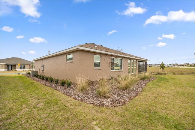 10556 Sw 98 Th Ln, House other with 2 bedrooms, 2 bathrooms and null parking in OCALA FL | Image 6