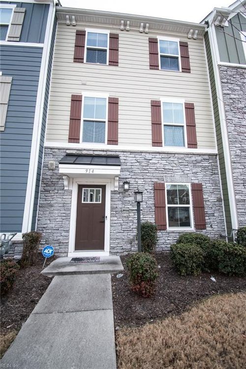914 Avast Way, Chesapeake, VA, 23323-4127 | Card Image