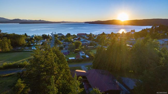 410 17 Th Ave, House other with 4 bedrooms, 5 bathrooms and 4 parking in Sointula BC | Image 10