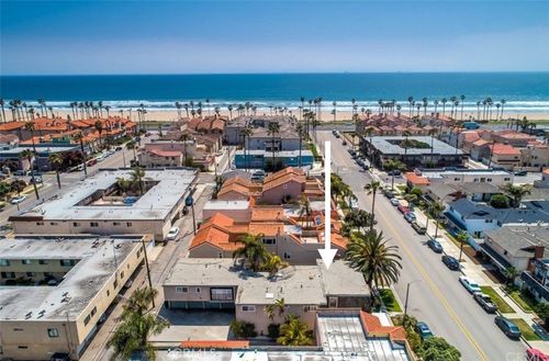 a-218 16th St, Huntington Beach, CA, 92648-4439 | Card Image