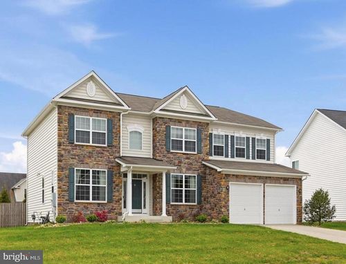 223 Dartmoor Dr, STEPHENS CITY, VA, 22655-4890 | Card Image