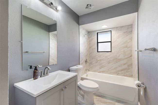 1022 Blue Horizon Dr, House other with 3 bedrooms, 2 bathrooms and null parking in DELTONA FL | Image 17