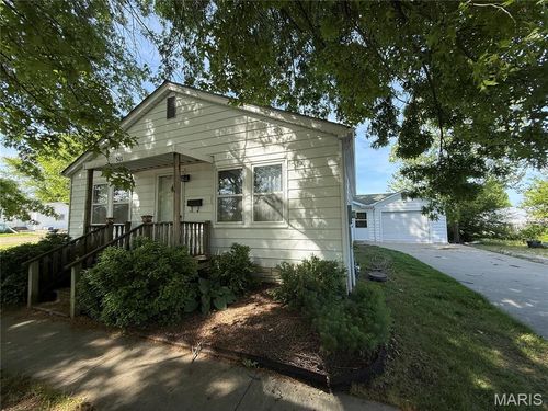 509 & 511 E. Hudson Street, Wellsville, MO, 63384 | Card Image