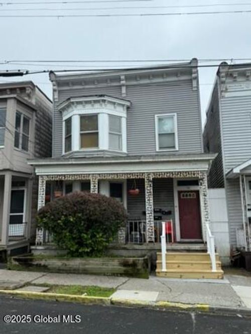 98 Breslin Ave, Cohoes, NY, 12047-3438 | Card Image